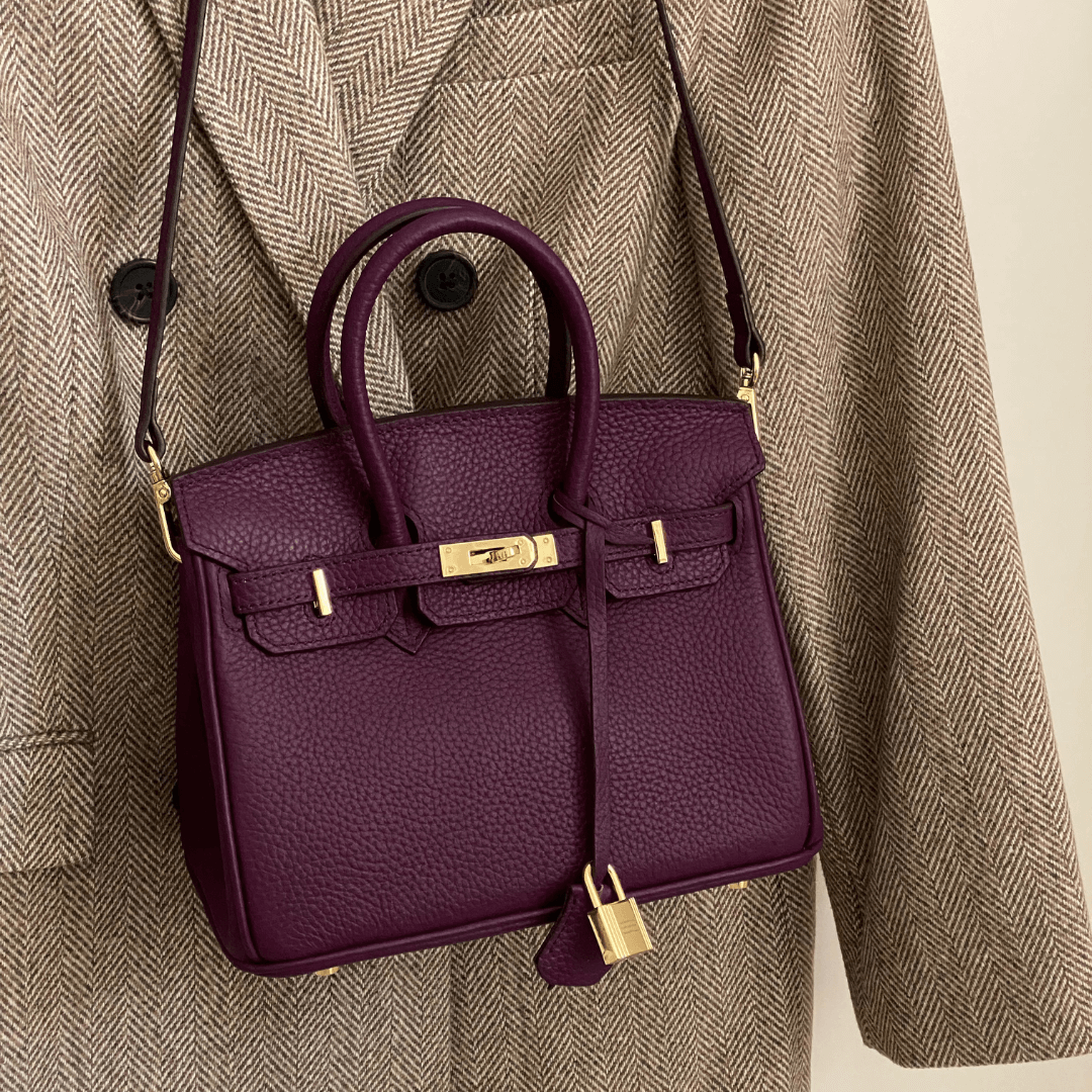 Handtasche mit Schlossdetail