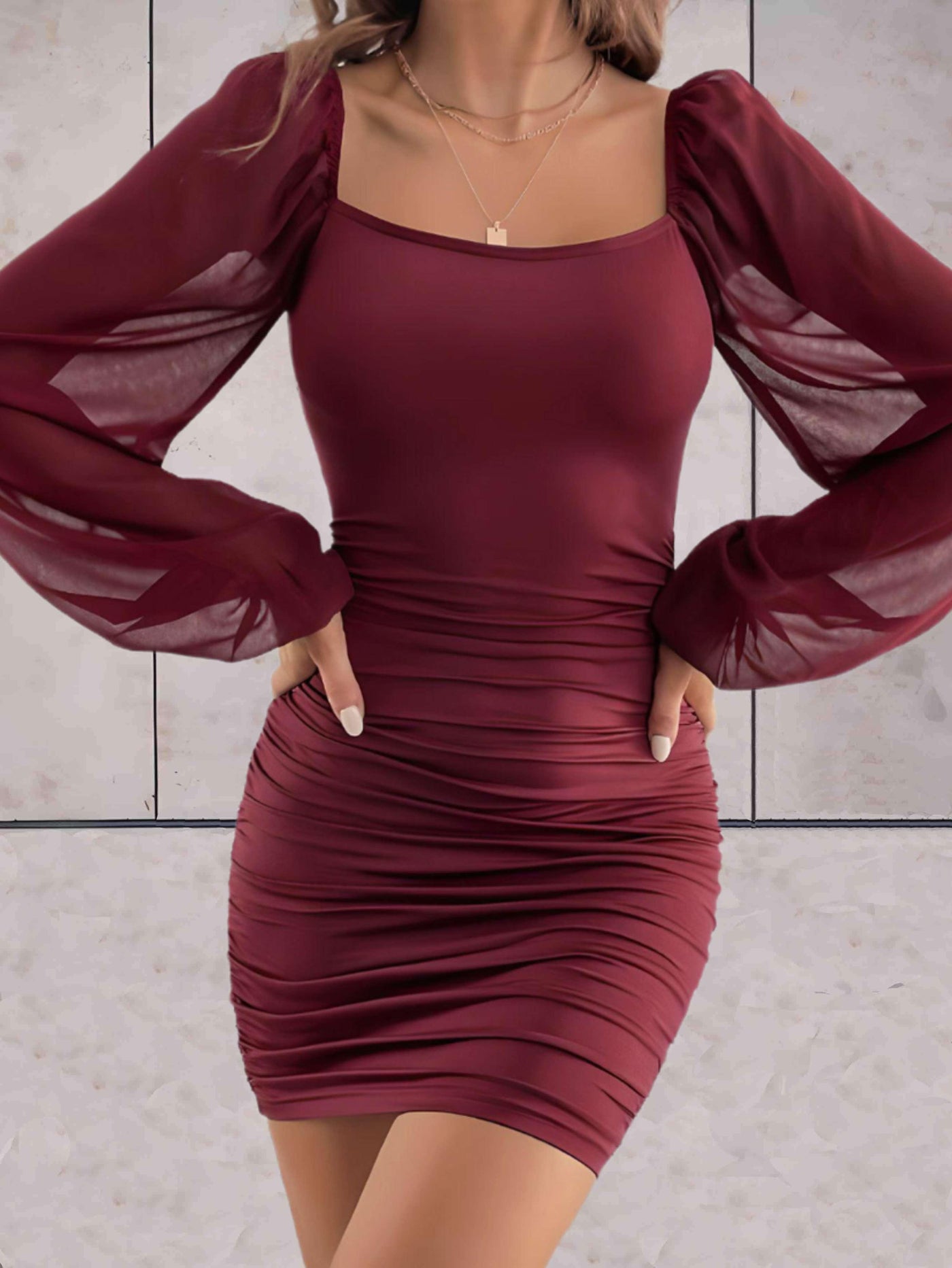 Livia - Elegantes Minikleid mit weiten Ärmeln