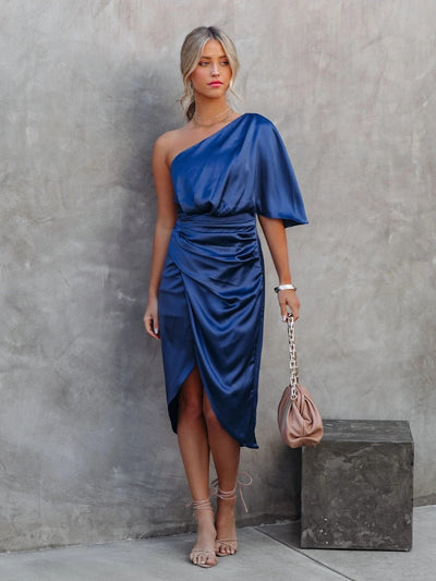 Annah | One-Shoulder-Satinkleid