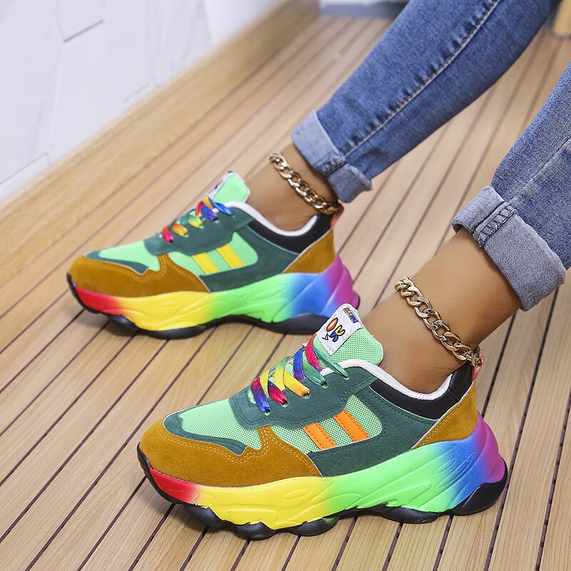 Orthopädische Regenbogen-Sneaker