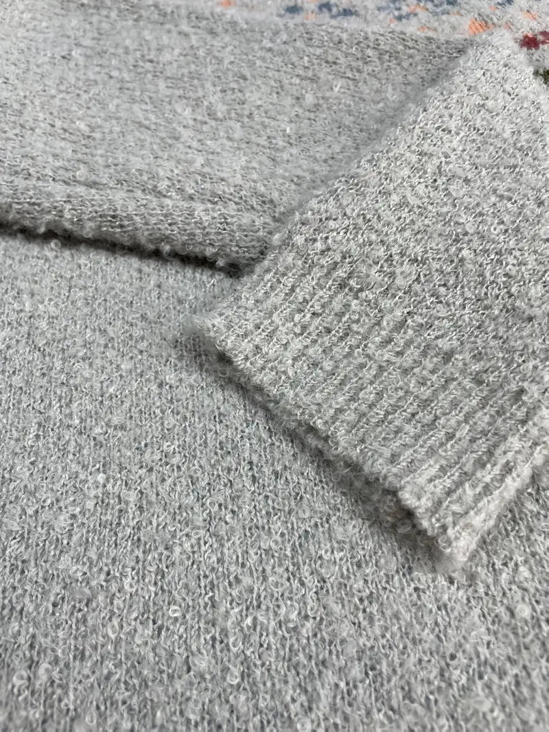 Kuscheliger Pullover mit langen Ärmeln und Rundhalsausschnitt